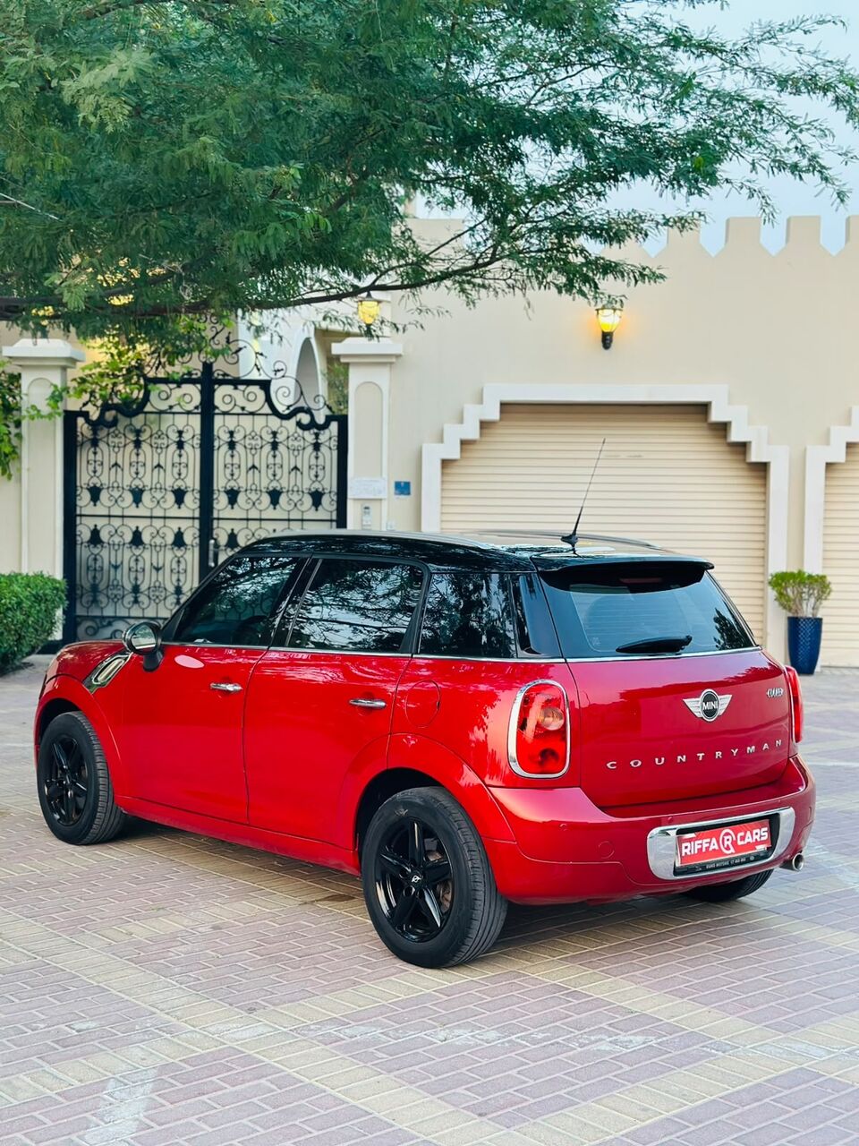 Manama, Vehicles, Cars & Trucks , BHD 2450,  Mini Cooper Countryman,  2014,  Automatic,  180000 KM,    Model Well Maintained Excellent Condition Premium Car