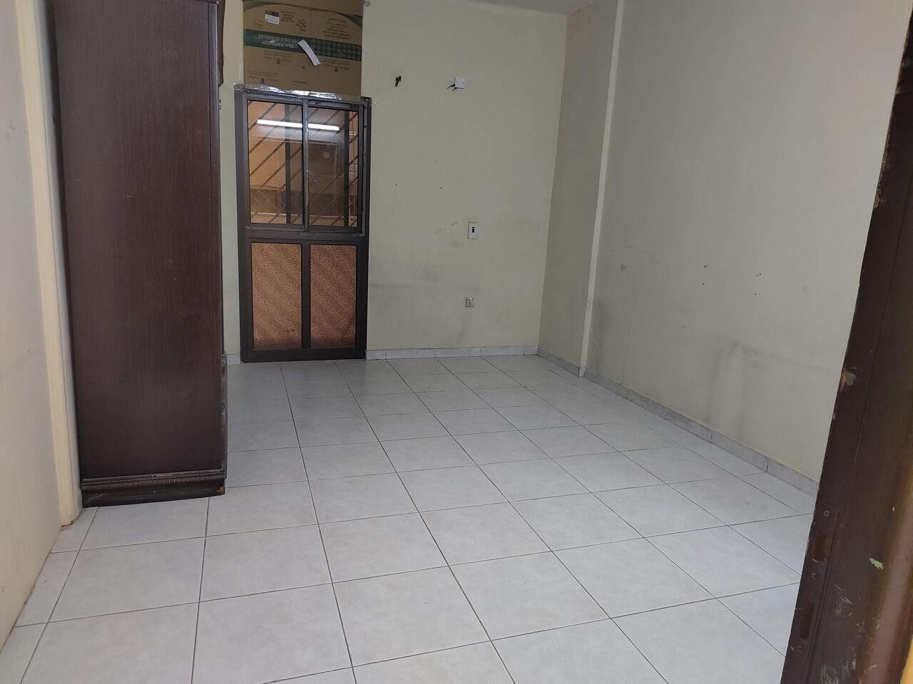 Al Sulaymaniyyah, Rooms for Rent, SAR 1300/month,  1 Bedroom + Personal Bathroom + Hallway 6 Months Rent