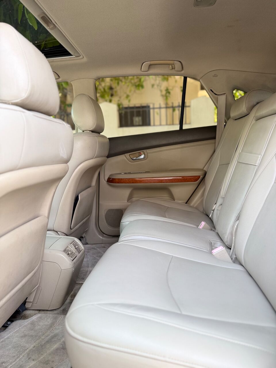 Manama, Vehicles, Cars & Trucks , BHD 2150,  Lexus RX 350,  2005,  Automatic,  240000 KM,  Lexus RX350  Model Full Option Single Owner Used  Well Maintained Excellent Condition