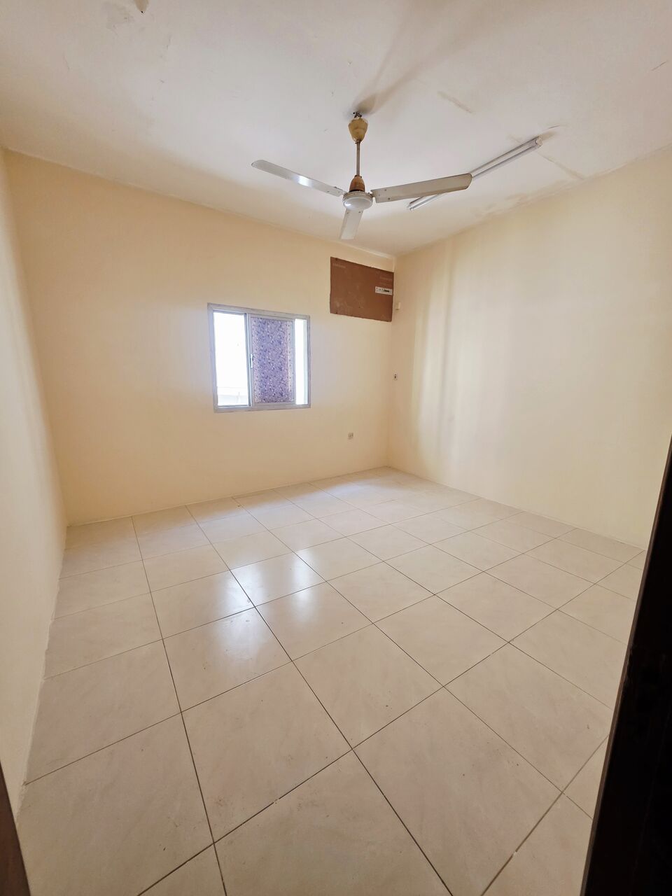 Hoora, Apartments, Flats, Houses & Villas, BHD 120/month,  2 BR,  -Very Neet UN Furnished 2 BHK Balcony Flat Without @120/BD In Hoora