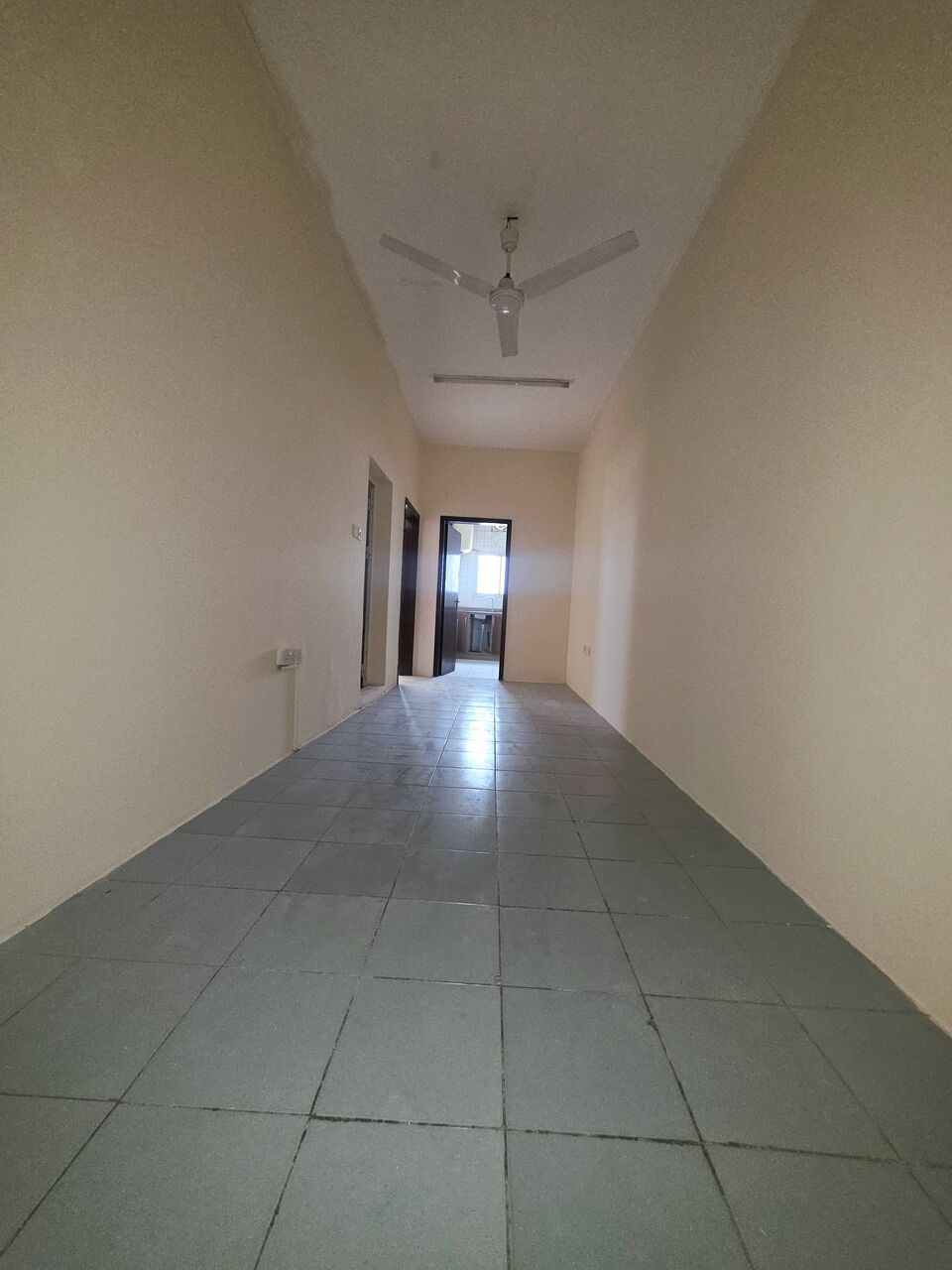 Hoora, Apartments, Flats, Houses & Villas, BHD 120/month,  2 BR,  -Very Neet UN Furnished 2 BHK Balcony Flat Without @120/BD In Hoora