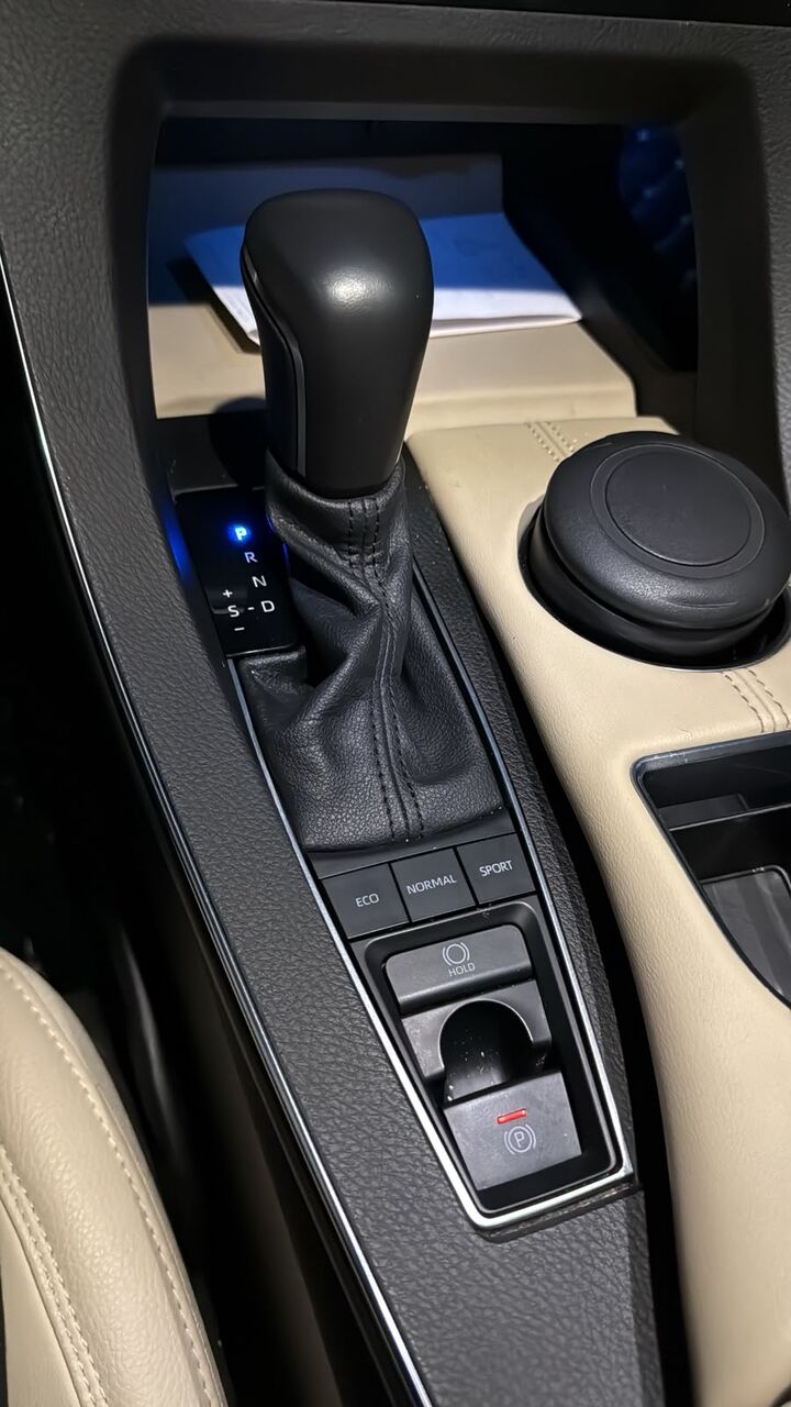 Jubail, Vehicles, Cars & Trucks , SAR 148000,  2022 Toyota Avalon Touring (Saudi Spec), 63,000 Km, Factory Bodywork.,  2022,  63000 KM,  Jubail Down Town