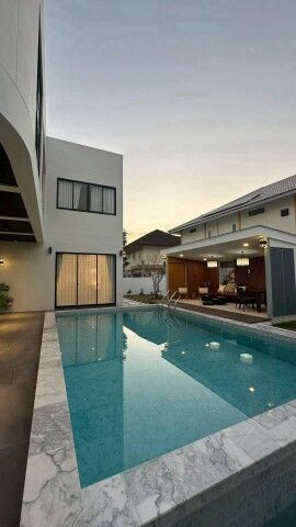 Bangkok, Villas, THB 150000,  185 Sq. Feet,  For Rent 150,000 Baht/month #World Clubland #Hang Dong Pool Villa #Modern Style, Wide