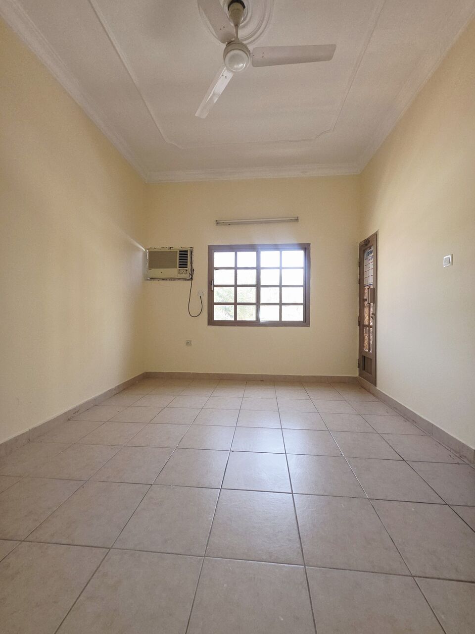 Gudaibiya, Apartments, Flats, Houses & Villas, BHD 230/month,  2 BR,  -Very Neet Semi Furnished 2 BHK Balcony Flat With Ewa @230/BD In Gudaibiya