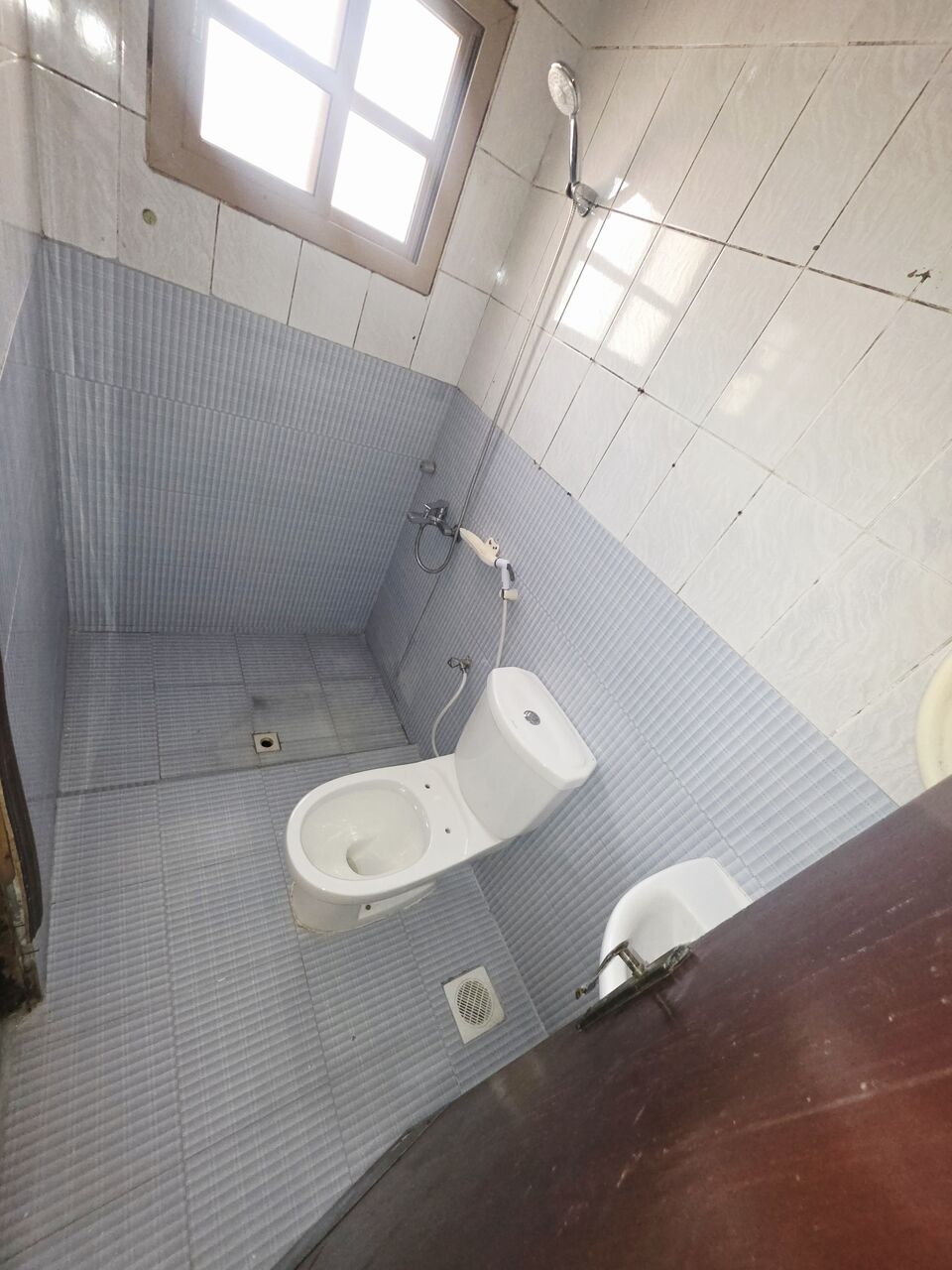 Gudaibiya, Apartments, Flats, Houses & Villas, BHD 230/month,  2 BR,  -Very Neet Semi Furnished 2 BHK Balcony Flat With Ewa @230/BD In Gudaibiya
