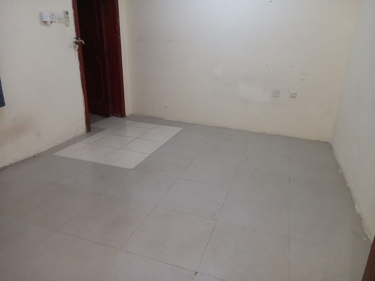 Gudaibiya, Apartments, Flats, Houses & Villas, BHD 140/month,  1 BR,  # 1 BEDROOM,1 BATHROOM,HALL WITH OPEN KITCHEN WITH A/C,EWA-140/BD#