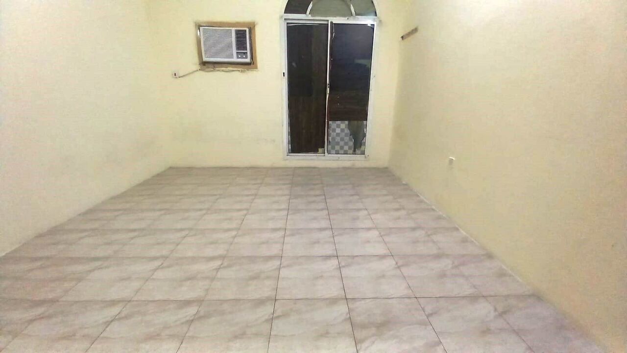 Gudaibiya, Apartments, Flats, Houses & Villas, BHD 250/month,  2 BR,  # 2  BEDROOMS,2  BATHROOMS,HALL, KITCHEN,WITH A/C,EWA UNLIMITED ,FLAT FOR RENT#