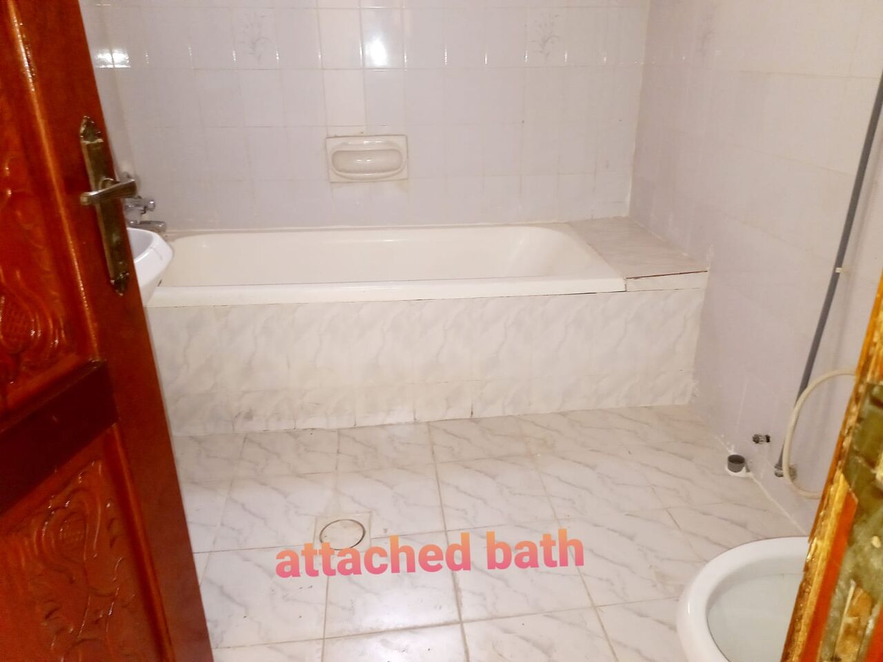 Hoora, Apartments, Flats, Houses & Villas, BHD 210/month,  2 BR,  # 2 BEDROOMS,2 BATHROOMS,HALL,WITH BALCONY, AC,CAR PARKING-210#