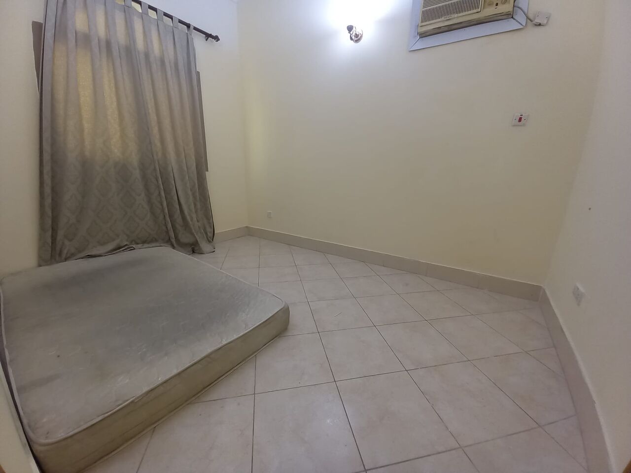Gudaibiya, Apartments, Flats, Houses & Villas, BHD 210/month,  2 BR,  # 2  BEDROOMS,2  BATHROOMS,HALL,  KITCHEN,FLAT FOR RENT IN GUDAIBIYA NEAR TO SN PINOY-210#