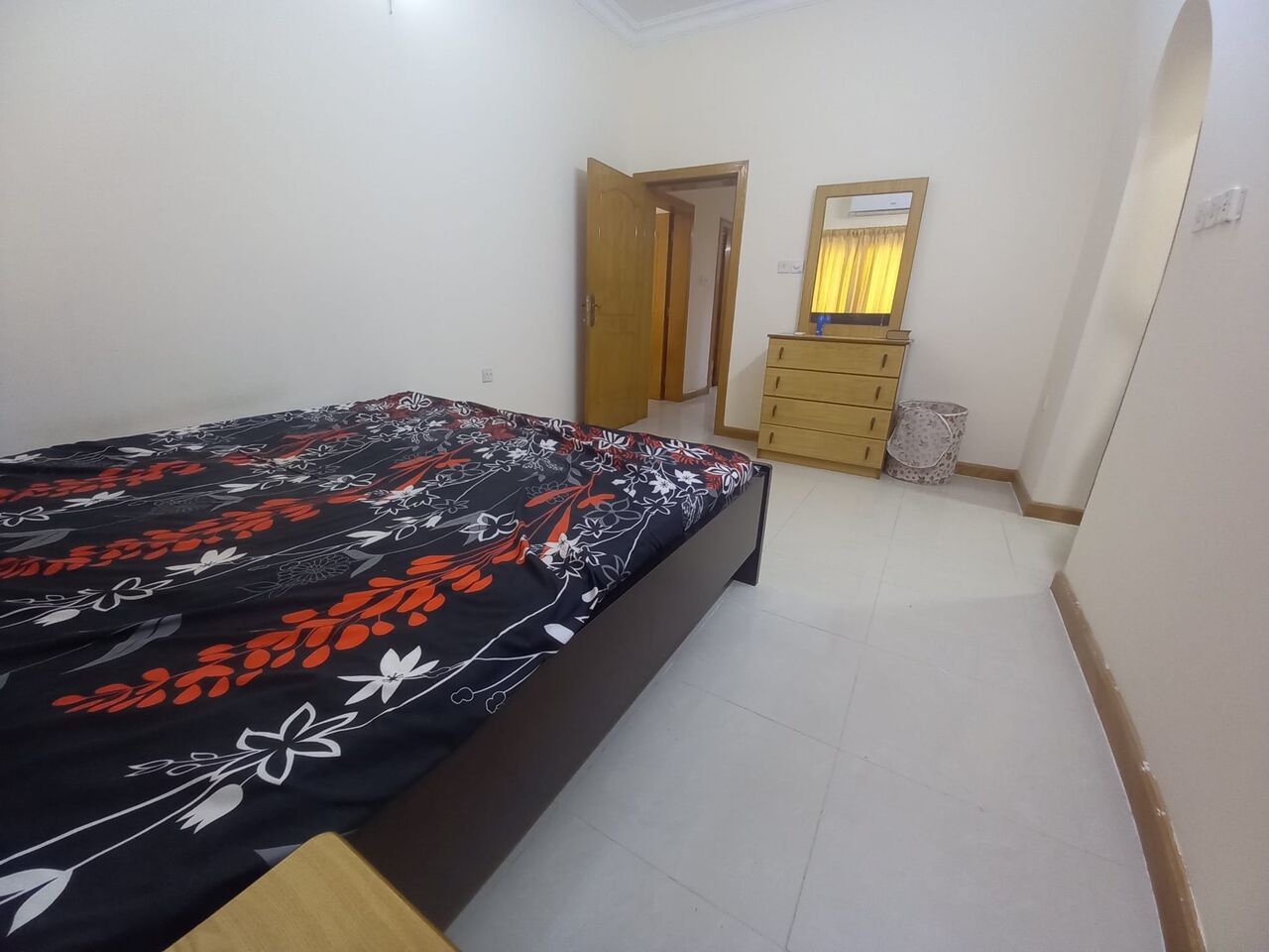 Hoora, Apartments, Flats, Houses & Villas, BHD 300/month,  2 BR,  # 2 BEDROOMS,2 BATHROOMS,HALL,KITCHEN,FULLY FURNISHED WITH EWA -300 #