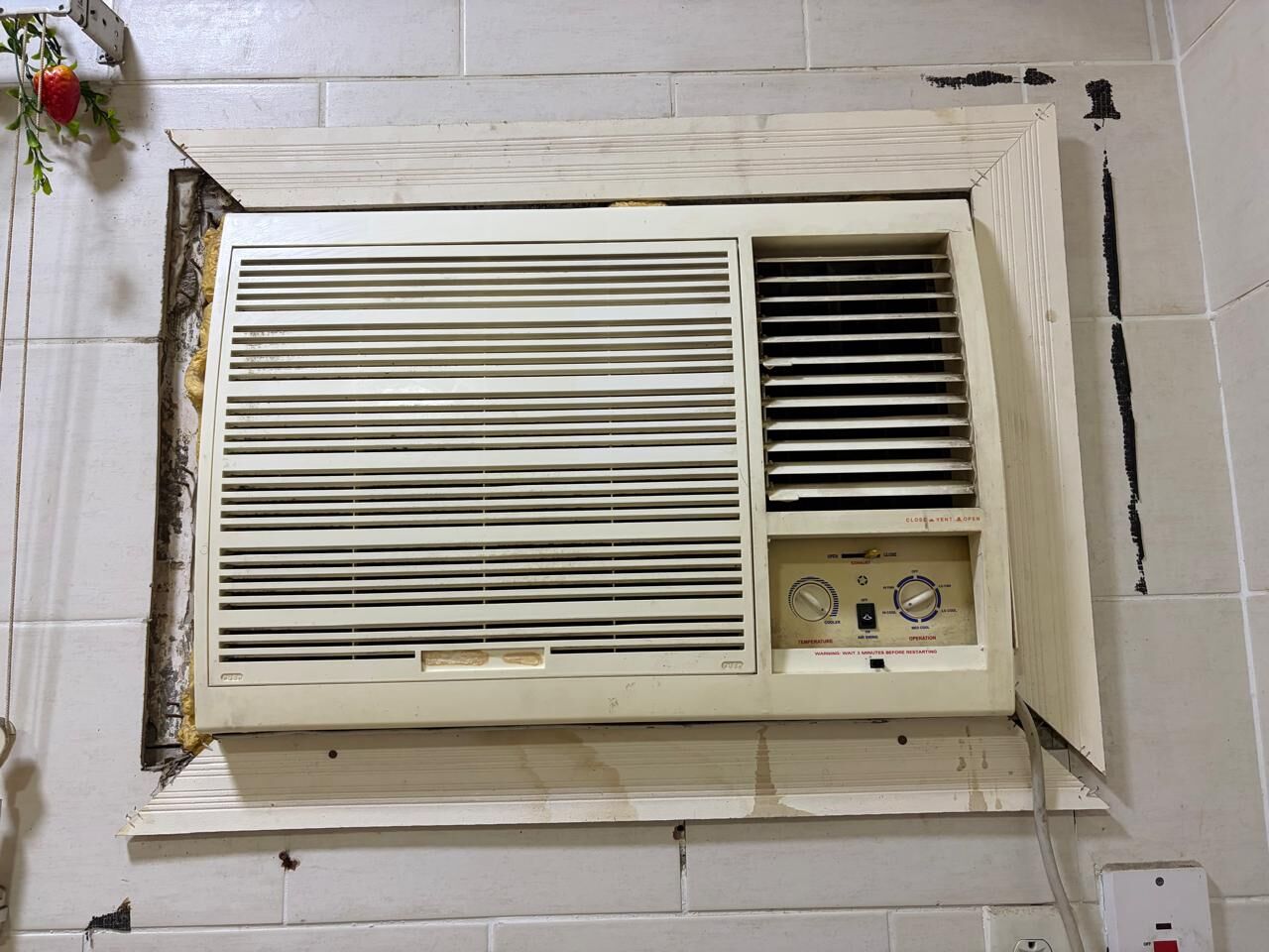 Khobar, Air Conditioners, SAR 1400,  2 Window AC 1.5 Ton ( Air Conditioner) Good Working Condition For Sale