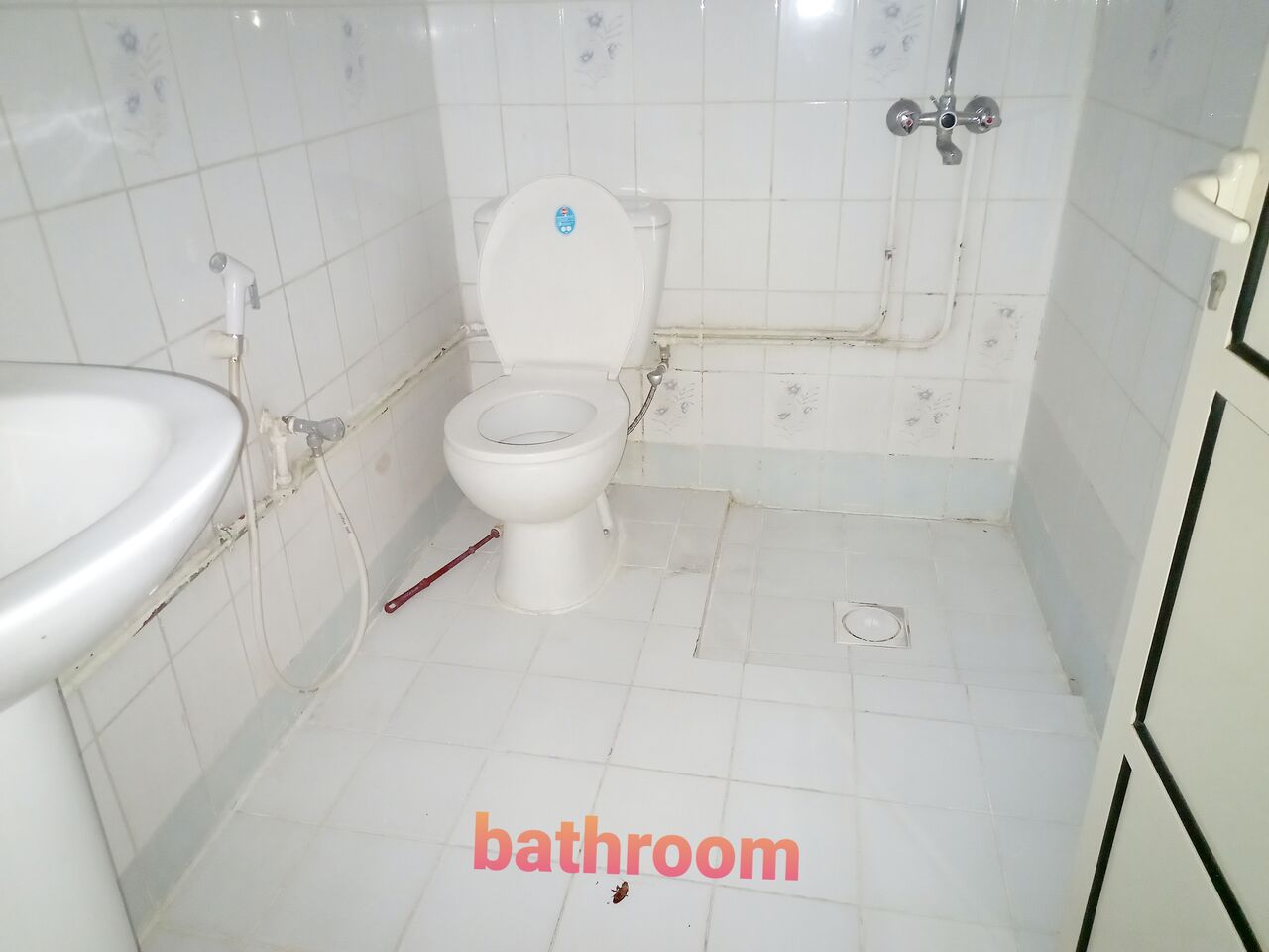 Gudaibiya, Apartments, Flats, Houses & Villas, BHD 100/month,  1 BR,  # 1 BEDROOM,1 BATHROOM,HALL, KITCHEN,SEPARATE ROOFTOP FLAT FOR RENT -100/BD#
