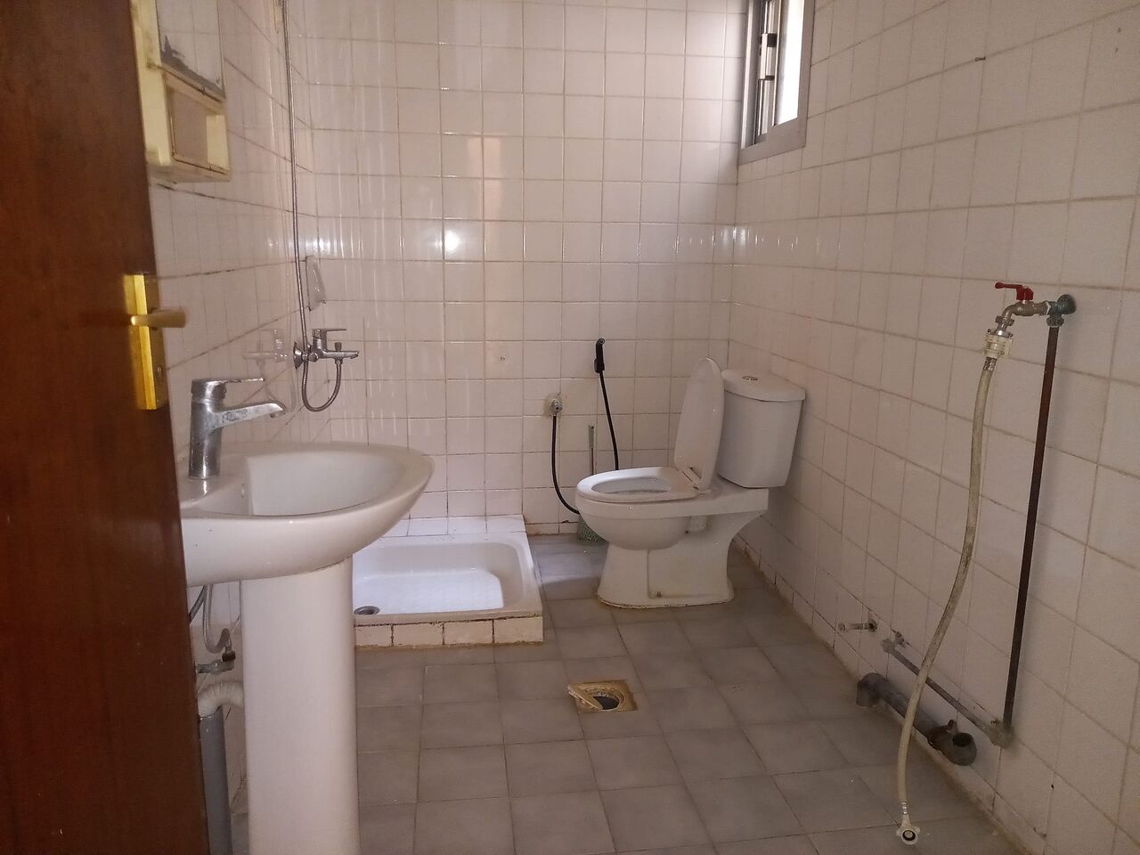 Hoora, Apartments, Flats, Houses & Villas, BHD 150/month,  2 BR,  # 2  BEDROOMS,2  BATHROOMS,HALL,  KITCHEN,BALCONY,FLAT FOR RENT IN HOORA#