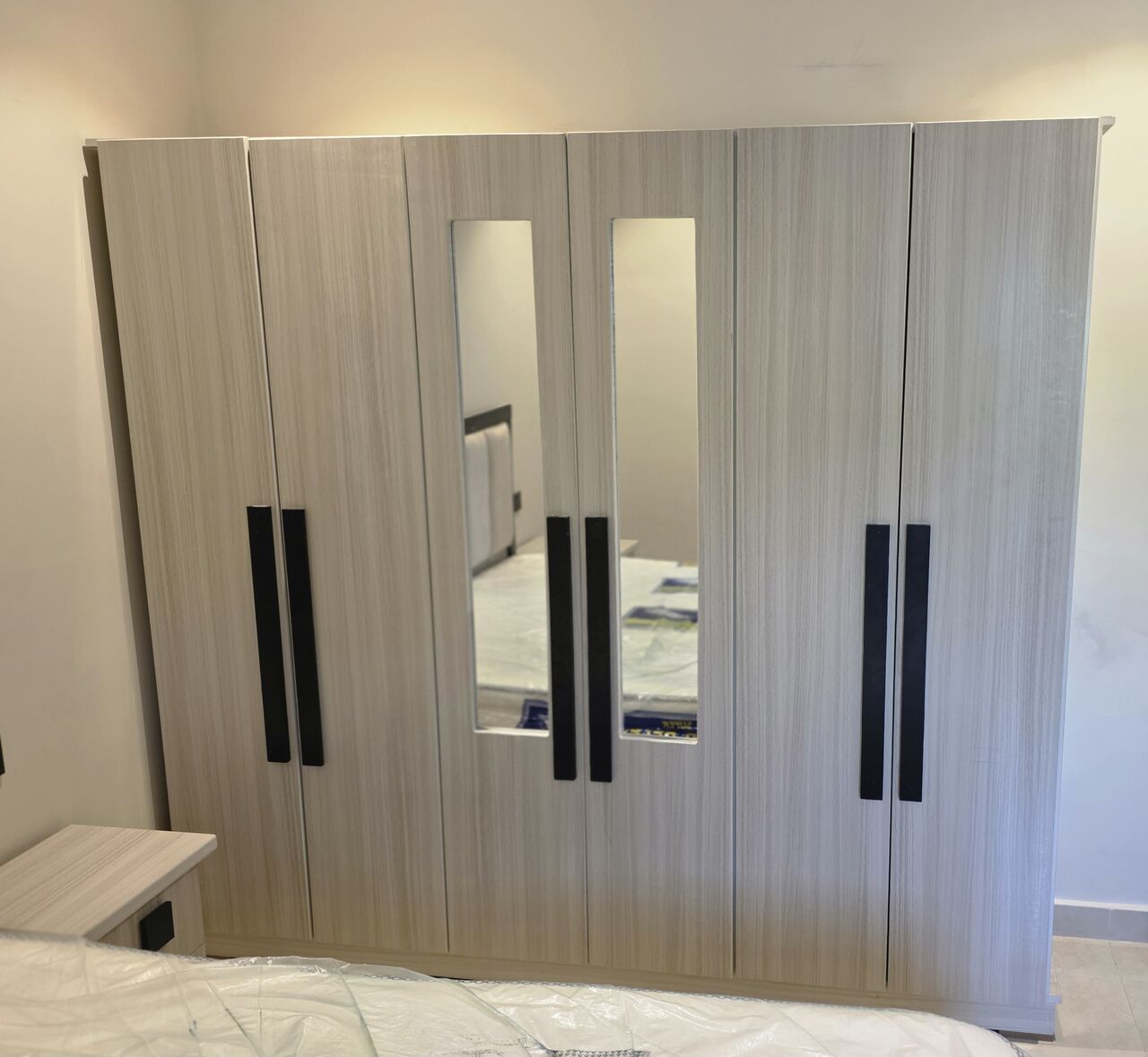 Al Malaz, Furniture, SAR 1150,  1150-Bedroom Set King Size Bed With Matress, Side Drawers, 6 Door Cupboard,Dressing Table