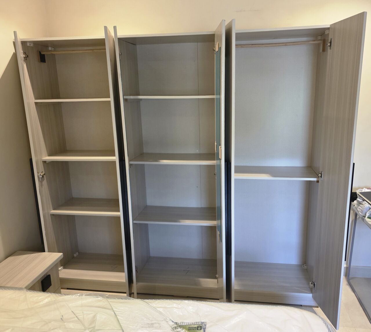 Al Malaz, Furniture, SAR 1150,  1150-Bedroom Set King Size Bed With Matress, Side Drawers, 6 Door Cupboard,Dressing Table