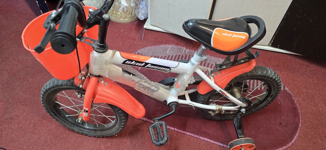 Al Wizarat, Bicycles, 🚲 Kids Bicycle 13"   Excellent Condition   Age 3–5   Open To Offers