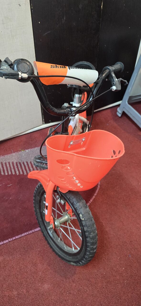 Al Wizarat, Bicycles, 🚲 Kids Bicycle 13"   Excellent Condition   Age 3–5   Open To Offers