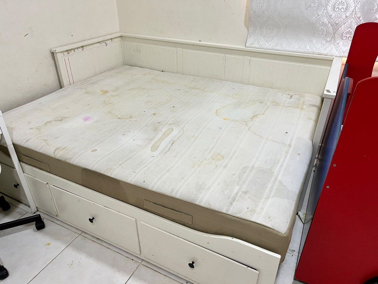 Khobar, Furniture, SAR 300,  IKEA Hemnes White Daybed Frame With Mattress (160x200 Cm)