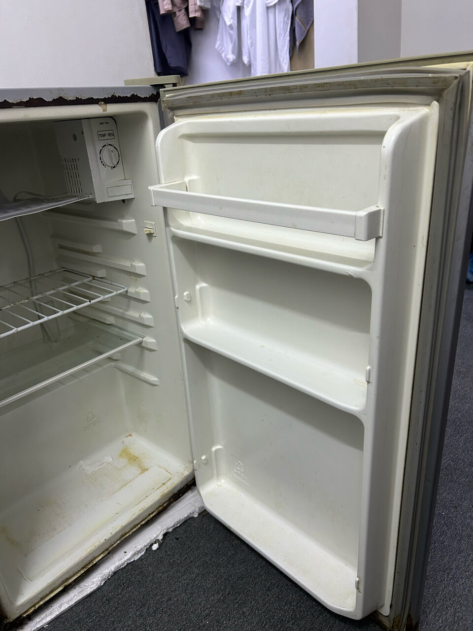 Jubail, Electronics, SAR 200,  Fridge For Sale