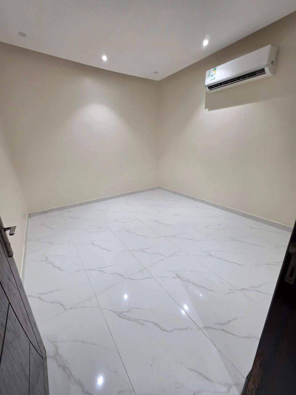 Thuqbah, Apartments, Flats, Houses & Villas, 2 BR,  2 BR New Luxury Bachelor Apartment For Rent In Al Khobar 21,000 SAR/Year