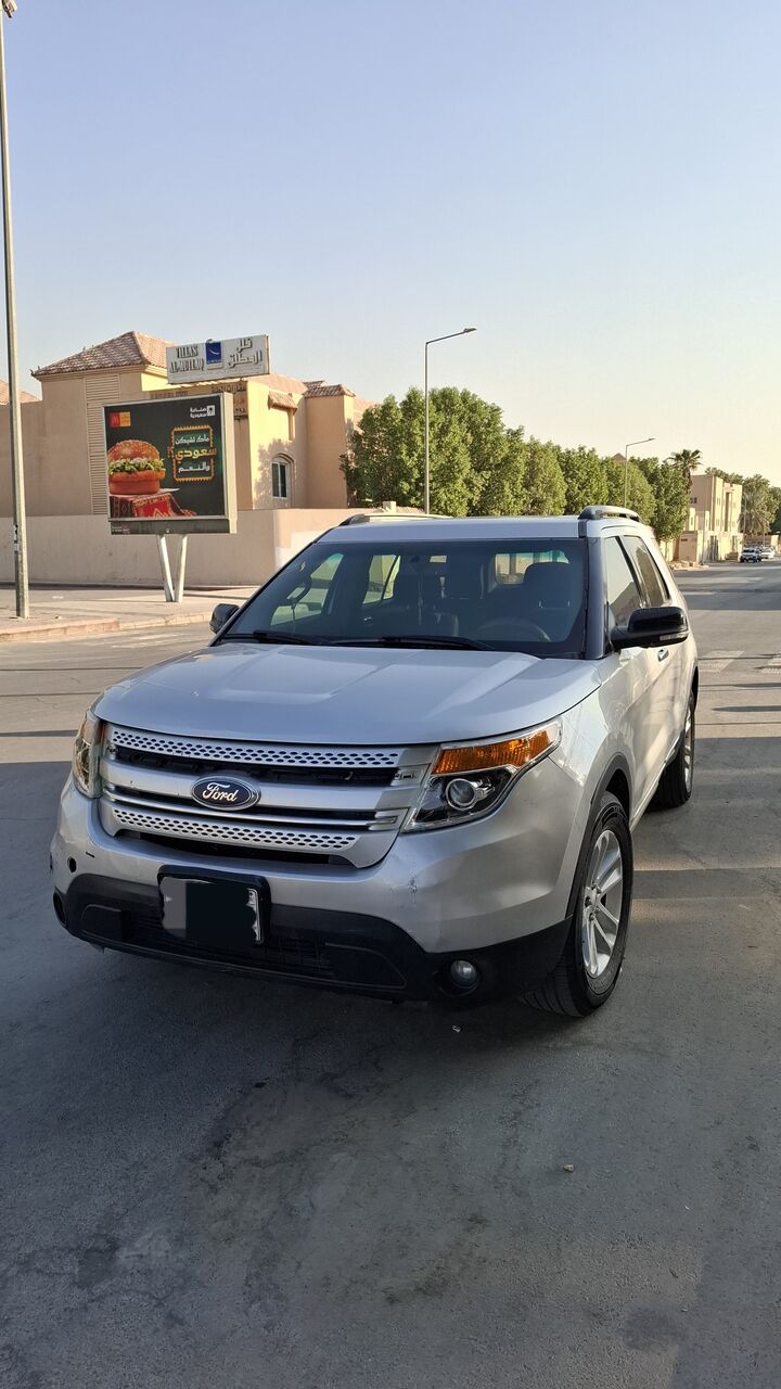 Riyadh, Vehicles, Cars & Trucks , SAR 25,  Ford Explorer,  2013,  Automatic,  350000 KM,