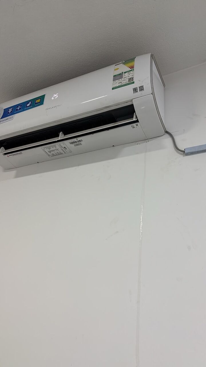 Khobar, Air Conditioners, SAR 1400,  2 Split Ac (invertor) 1.5 Ton In Excellent Condtion