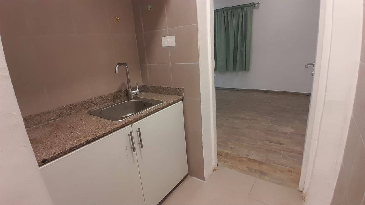 Gudaibiya, Apartments, Flats, Houses & Villas, BHD 160/month,  1 BR,  Gudaibiya:- Close To Awal Nesto.   Studio Unfurnished Flat On Rent With  A/C.  Bd 160/-