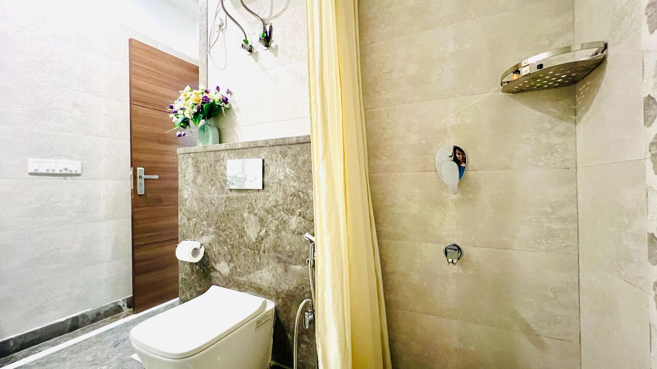 Gurgaon, Apartments, Flats, Houses & Villas, INR 3000/day,  Furnished,  Studio,  450 Sq. Feet,  Studio Apartment Golf Course Road