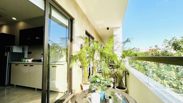 Gurgaon, Apartments, Flats, Houses & Villas, INR 4200/month,  Furnished,  Studio,  450 Sq. Feet,  Studio Apartment Dlf Cyber City