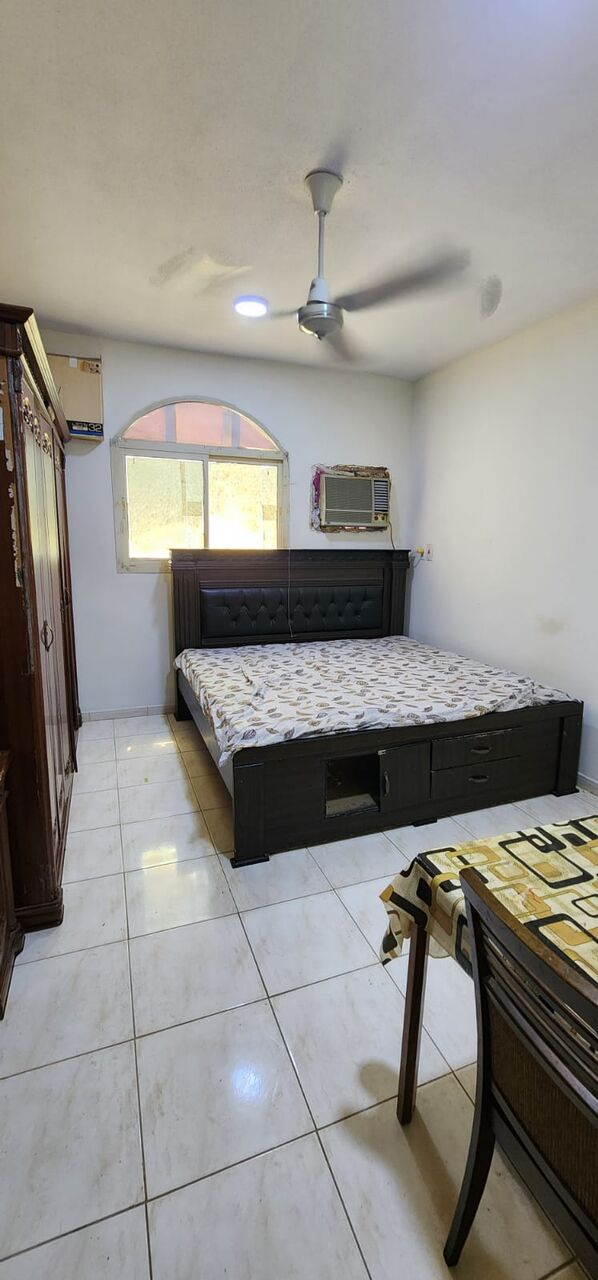 Al Thuqbah, Rooms for Rent, SAR 800/month,  Furnished,  Sharing One Single Room In A 2BHK Flat For Bachelor