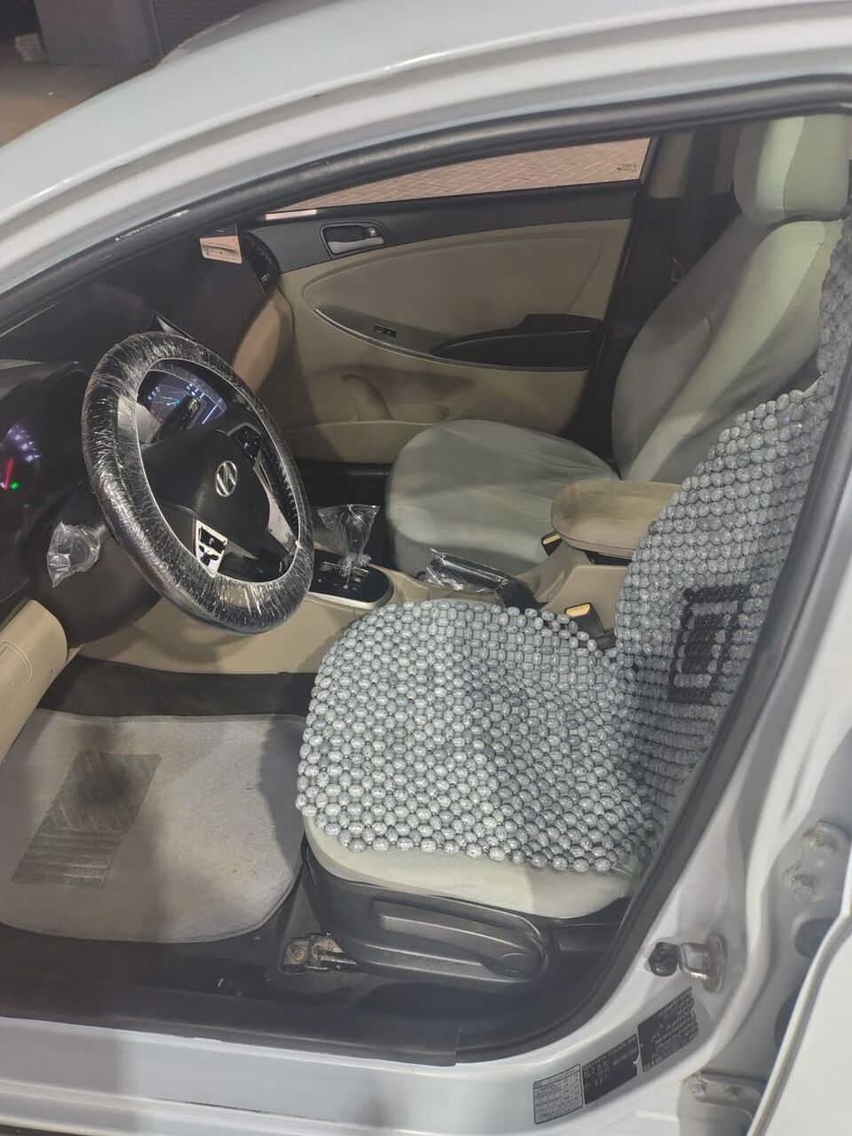 Riyadh, Vehicles, Cars & Trucks , SAR 16500,  2015,  2015,  Automatic,  335351 KM,  Hyundai Accent  Model