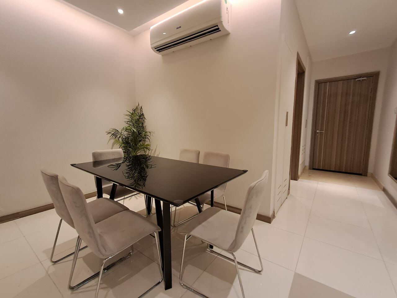 Kabul, Apartments, Flats, Houses & Villas, AFN 400/year,  Furnished,  2 BR,  Amazing Offer 2bhk At Hidd Just For 400 Bhd With Great Offer.