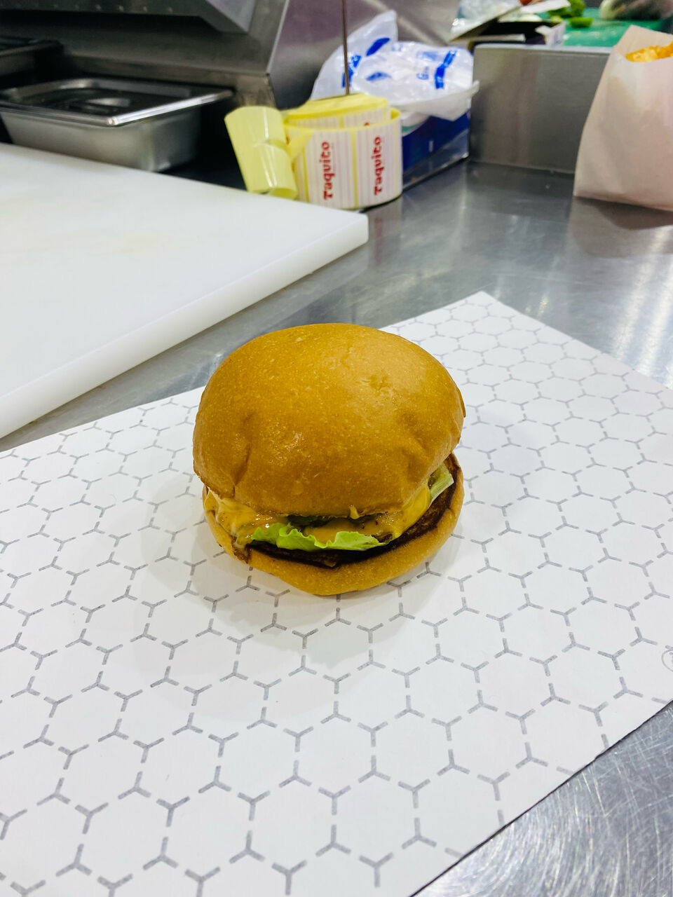 Riyadh, Job Seekers, Restaurant Setup & Burger Making Services