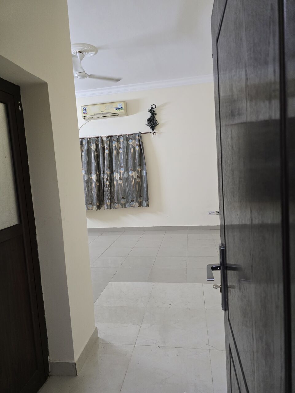 Manama, Apartments, Flats, Houses & Villas, BHD 110/month,  Studio,  Studio Flat For Rent With EWA 110 Bd