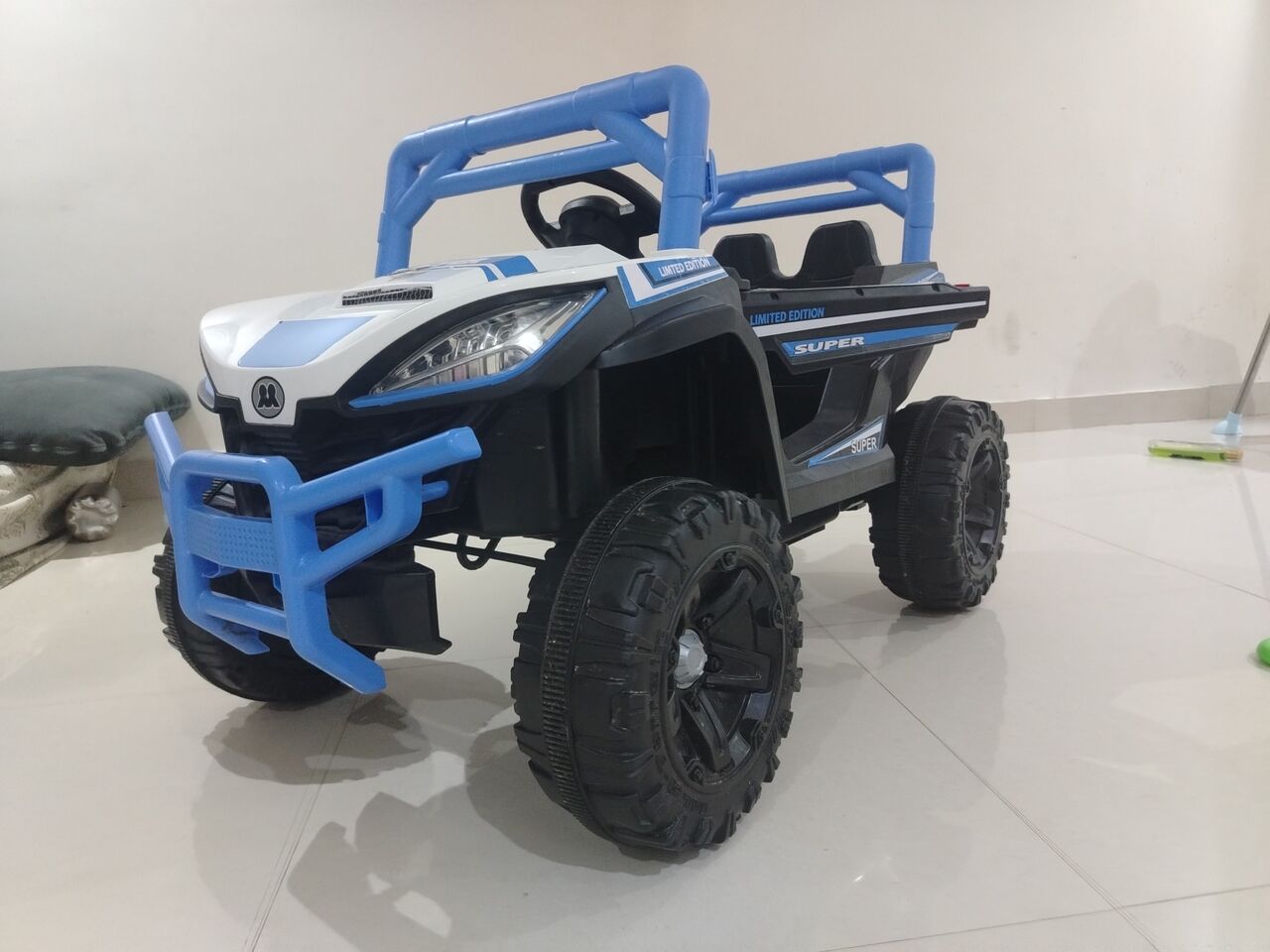 Riyadh, Baby & Kid Stuff, SAR 400,  Music Driving Car