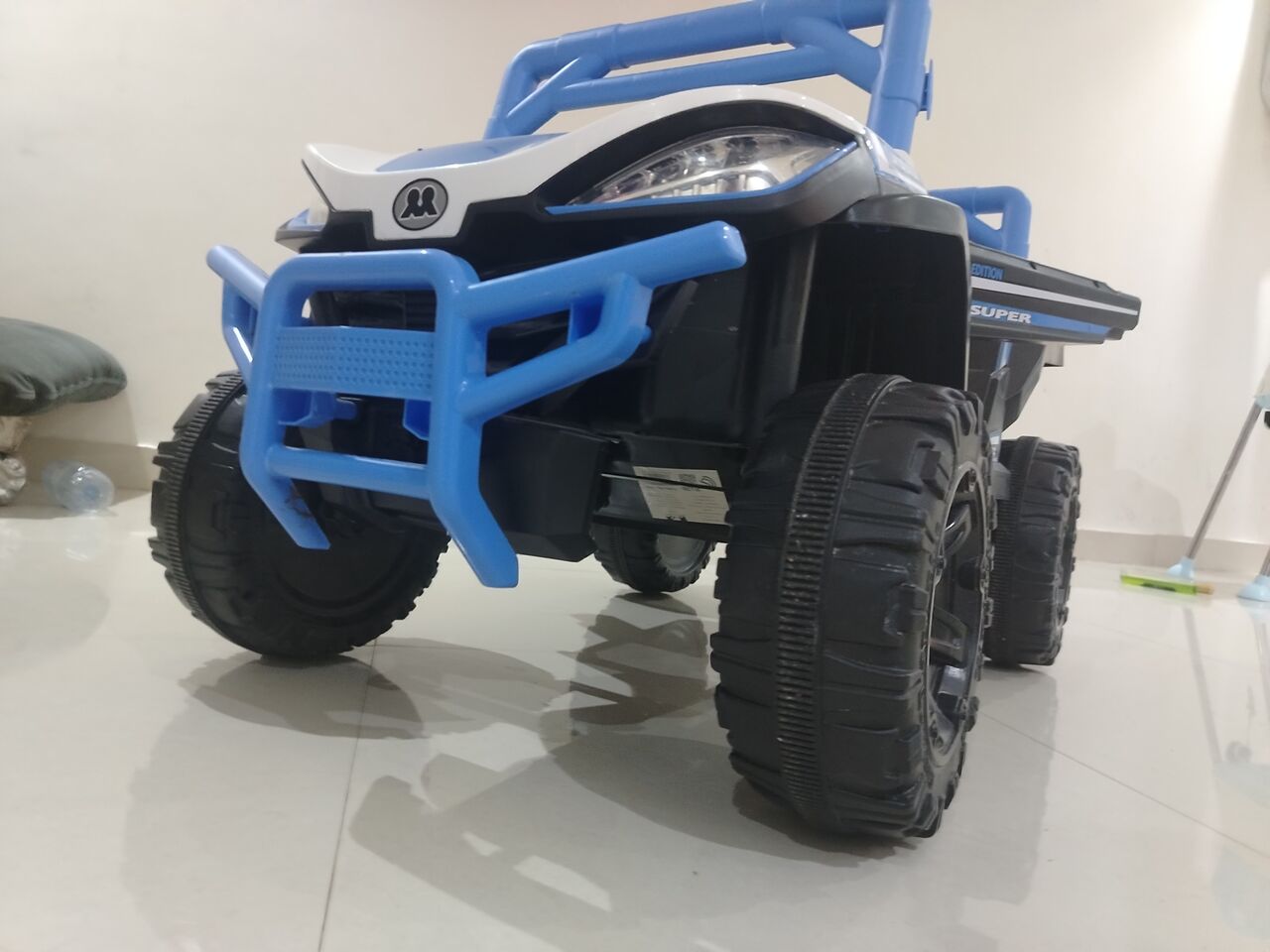 Riyadh, Baby & Kid Stuff, SAR 400,  Music Driving Car