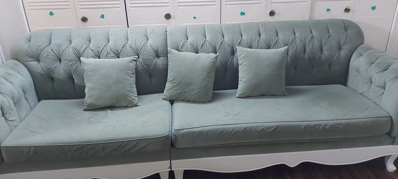 Al Jubail Al Balad, Furniture, SAR 650,  12 Seater Sofa For Sale With Cushions