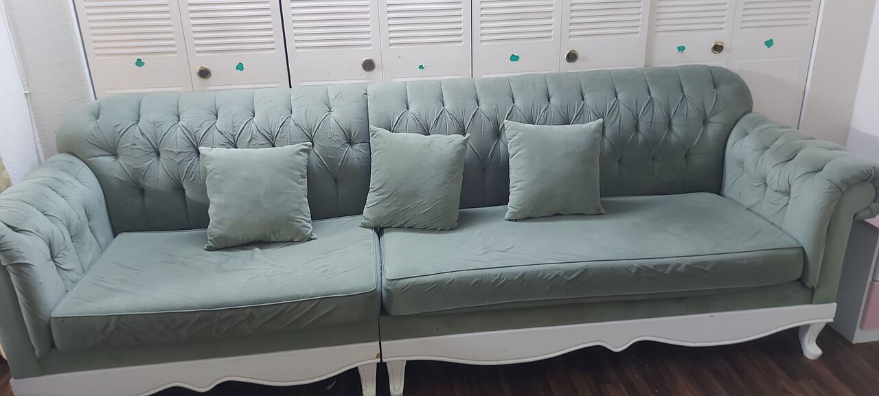 Al Jubail Al Balad, Furniture, SAR 650,  12 Seater Sofa For Sale With Cushions