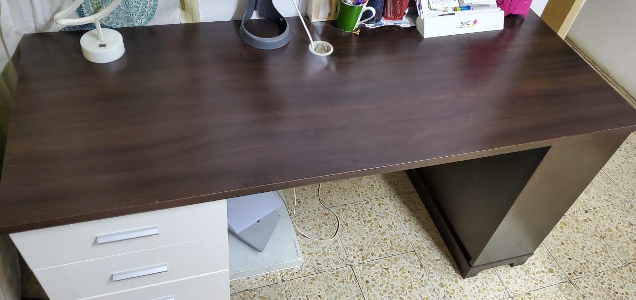 Riyadh, Household Items, SAR 430,  **💼 Home Centre Office Desk – Excellent Condition | Only 430 SAR Throwaway Price**
