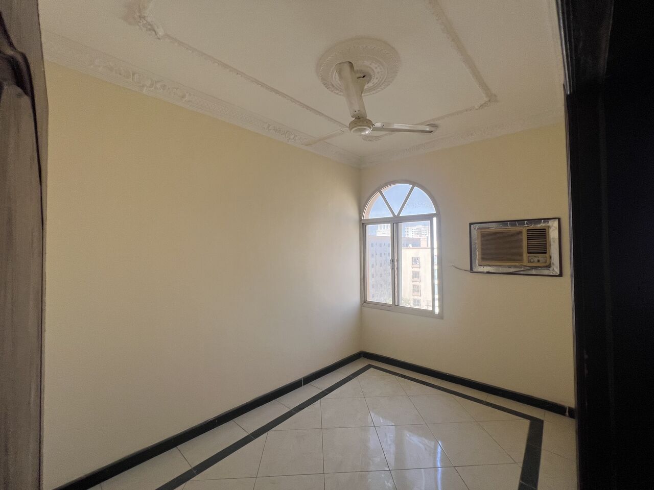 Hoora, Apartments, Flats, Houses & Villas, BHD 190/month,  2 BR,  2Bedrooms Flat For Rent In Hoora 190 BD