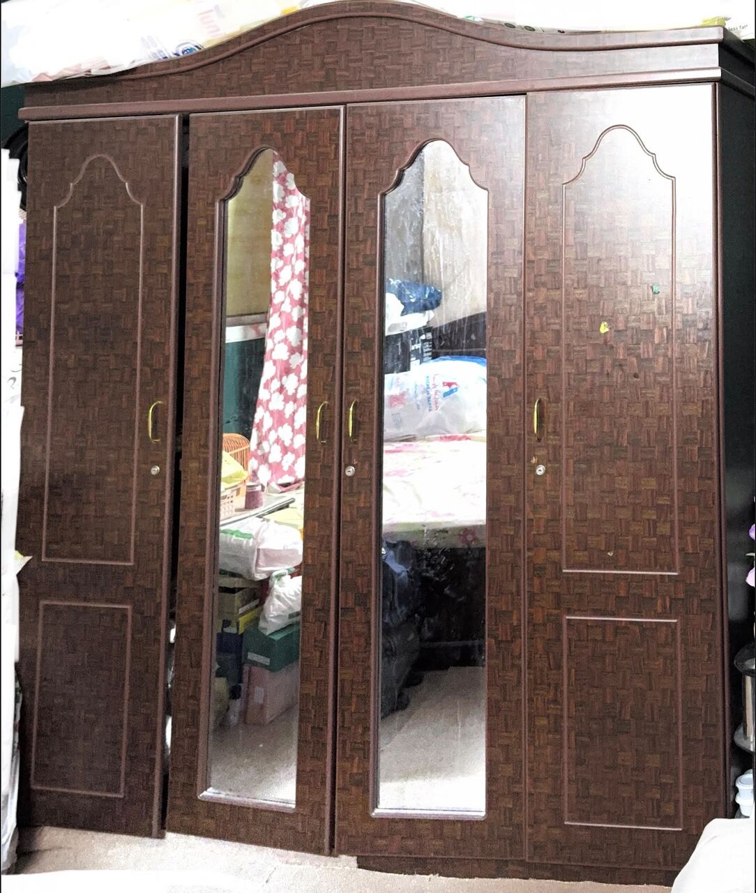Al Murabba, Household Items, SAR 700,  Household Items (Double Bedset, Wardrobe, Bed-side Tables & Center Table)