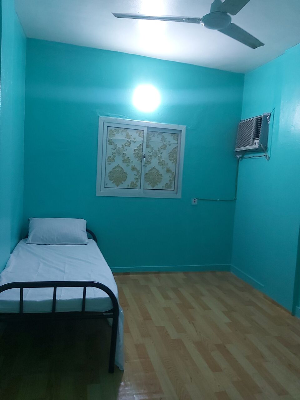 Hara, Apts/Flats Wanted, SAR 6000/month,  Furnished,  1 BR,  6 Months For 6000 For Bachelor