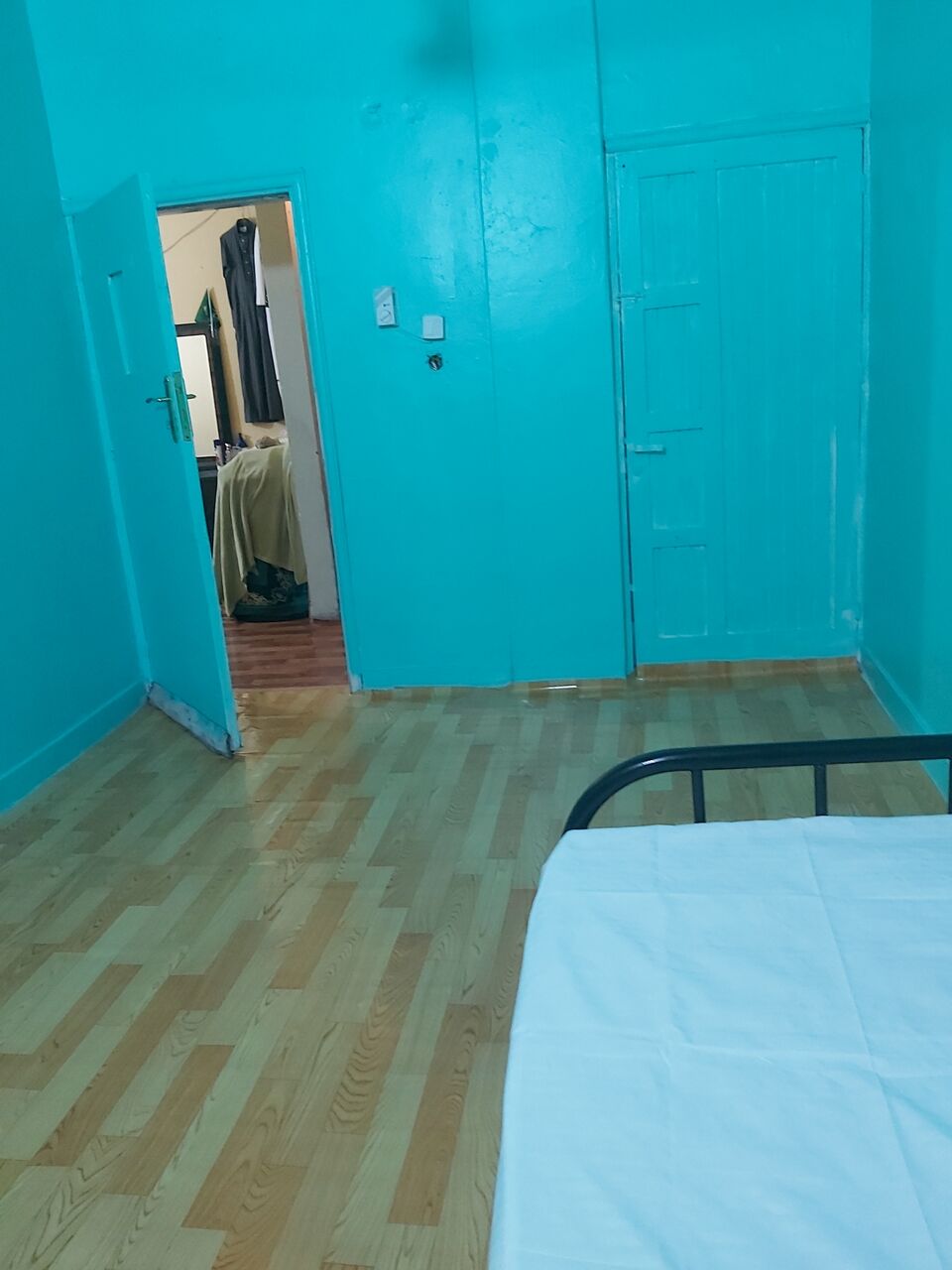 Hara, Apts/Flats Wanted, SAR 6000/month,  Furnished,  1 BR,  6 Months For 6000 For Bachelor