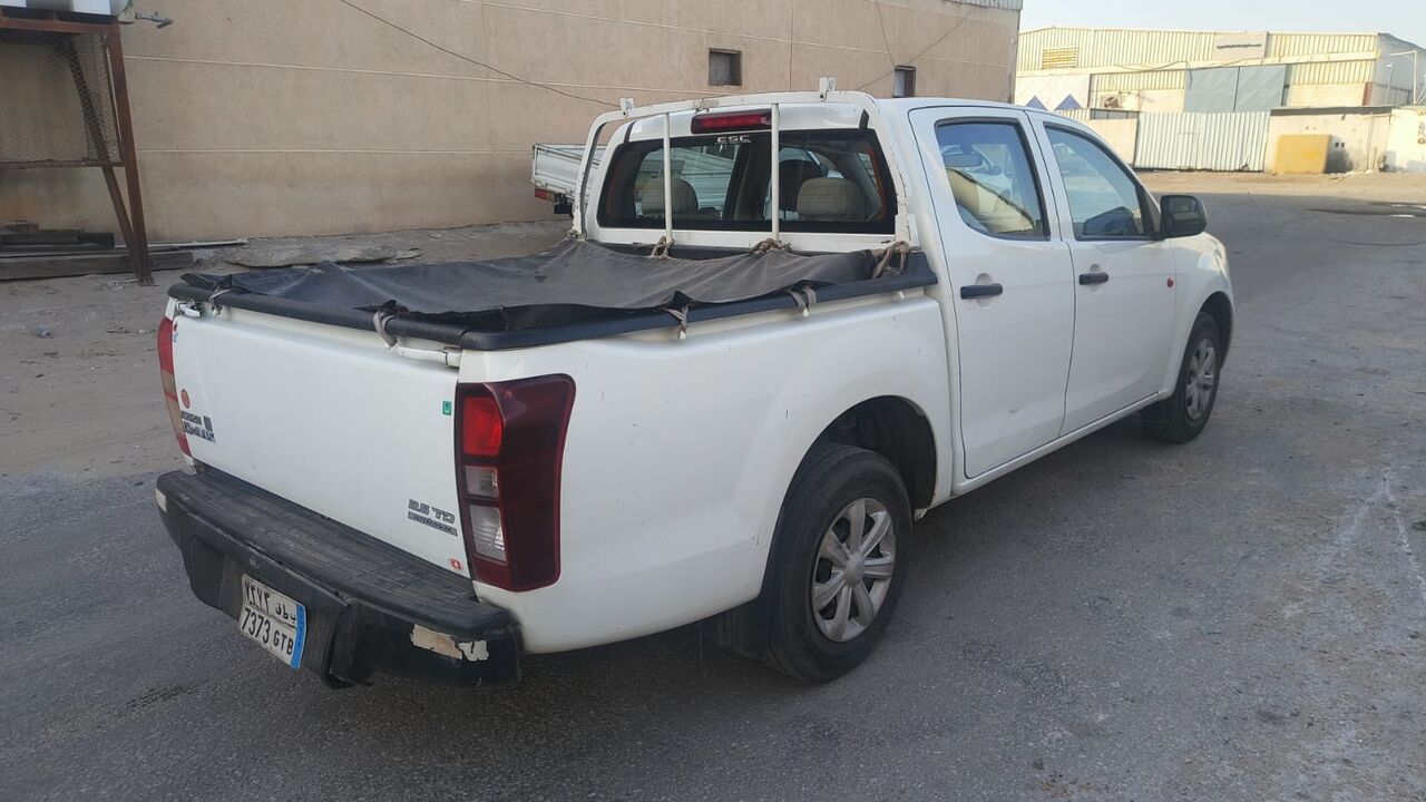 Dammam, Equipment Rental, Pickup Double Door For Rental