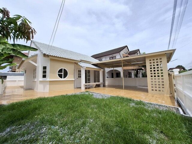 Bangkok, Real Estate For Sale, THB 1590000,  3 BR,  56 Sq. Feet,  Single House 56 Square Wah, Near Song Phi Nong, Taksin Rayong School, Monthly