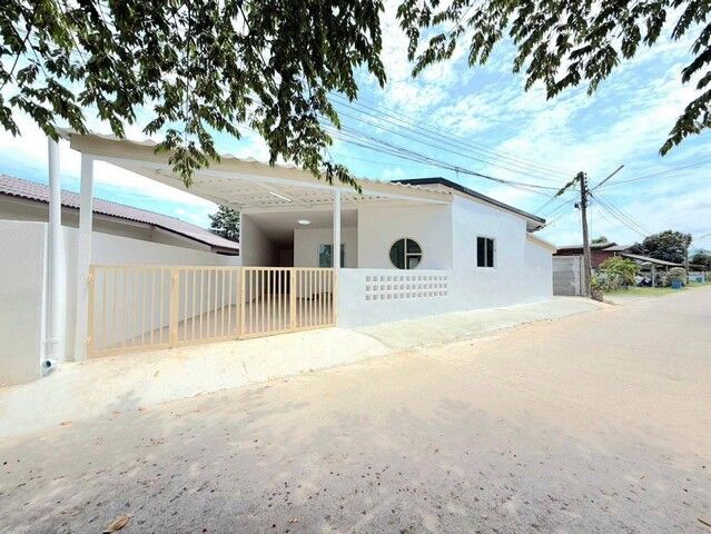 Bangkok, Real Estate For Sale, THB 970000,  2 BR,  27 Sq. Feet,  House Priced Not More Than A Million Corner Detached House Mueang Rayong District Monthly