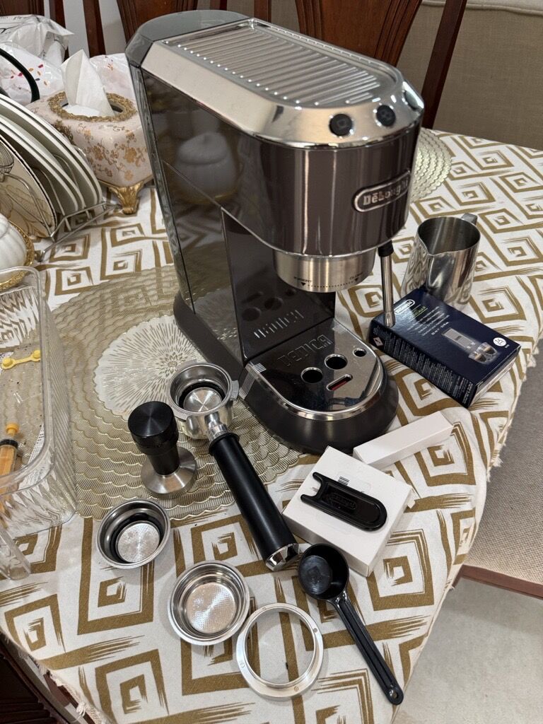 Khobar, Appliances, SAR 600,  Coffee Machine - Delonghi Espresso Machine