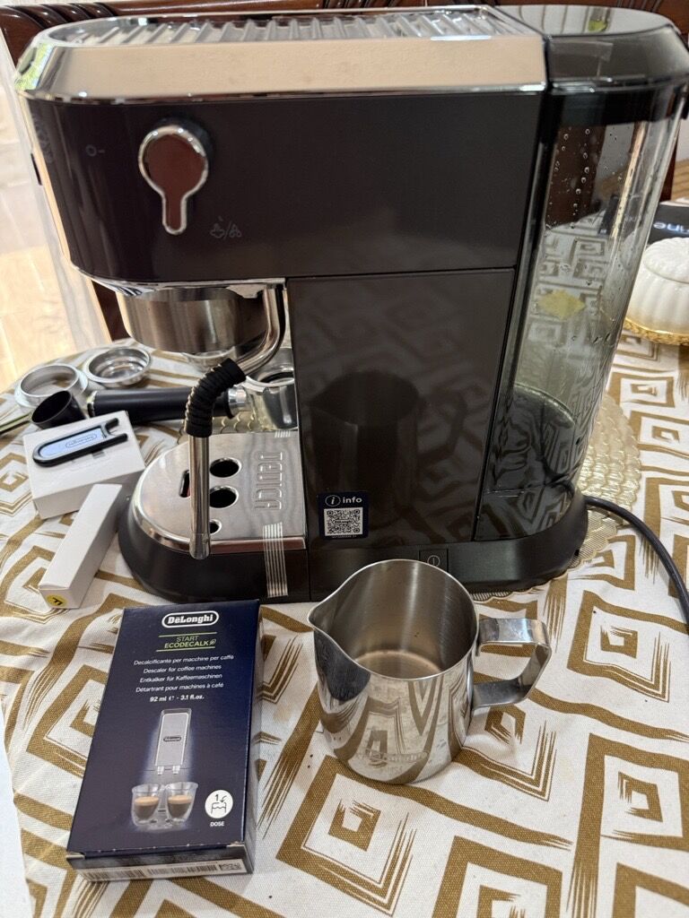 Khobar, Appliances, SAR 600,  Coffee Machine - Delonghi Espresso Machine
