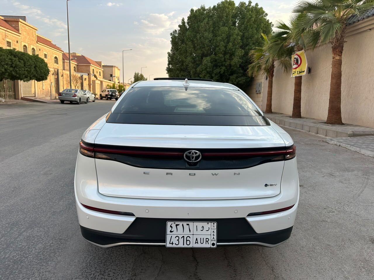 Riyadh, Vehicles, Cars & Trucks , SAR 130000,  Toyota Crown,  2025,  Automatic,  36000 KM,    Hybrid Fully Loaded With Sunroof N 2nd Owner Accident Free