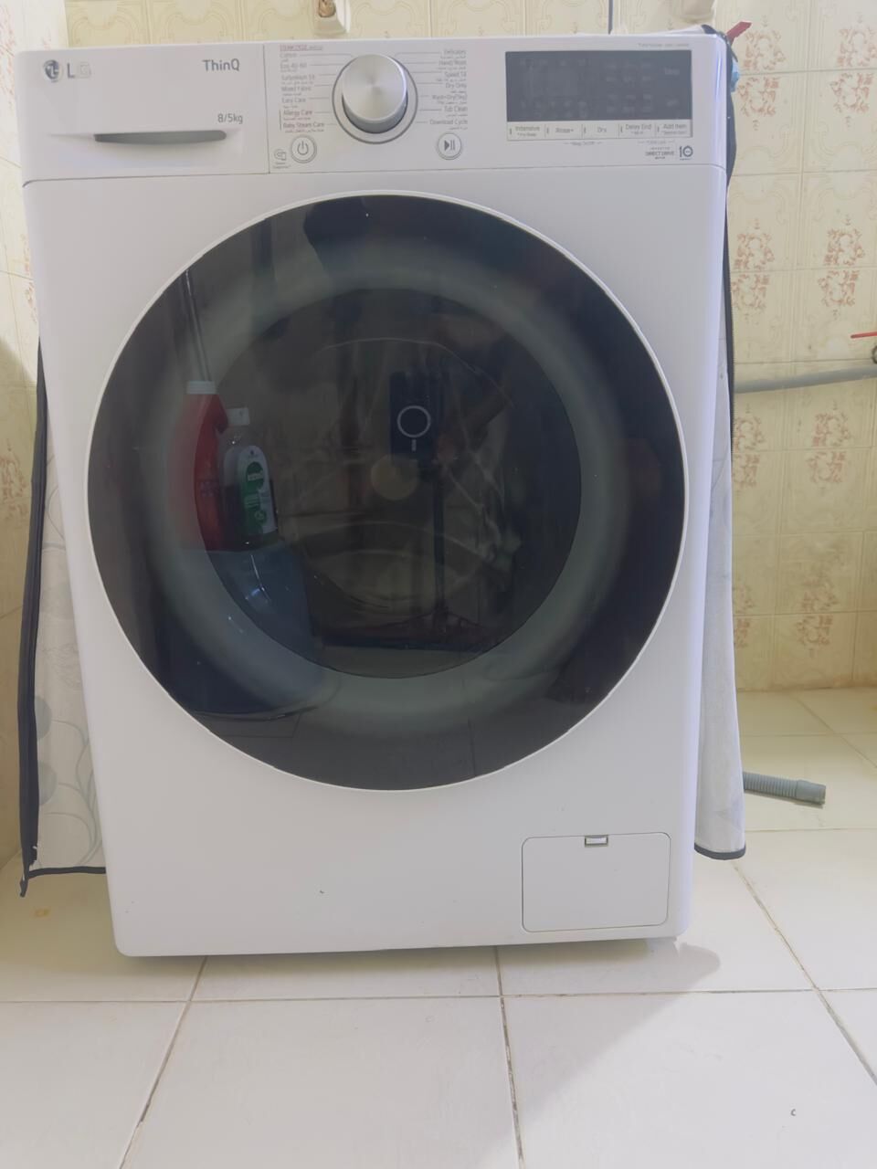 Olaya, Household Items, SAR 6000,  Fridge, Washing Machine,King Size Bed, Wardrobe, Dining Table And Sofa  For Sale
